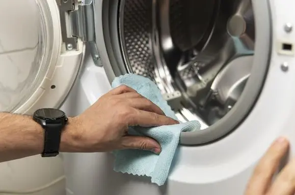 How to Remove Limescale from Washing Machine